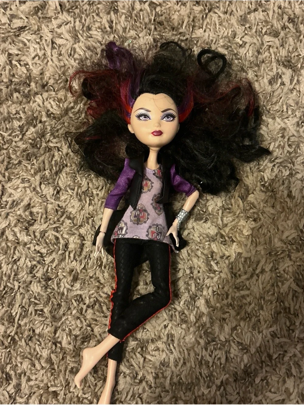 Ever After High Doll Raven Queen School Spirit 2012 Mattel. Good used condition.